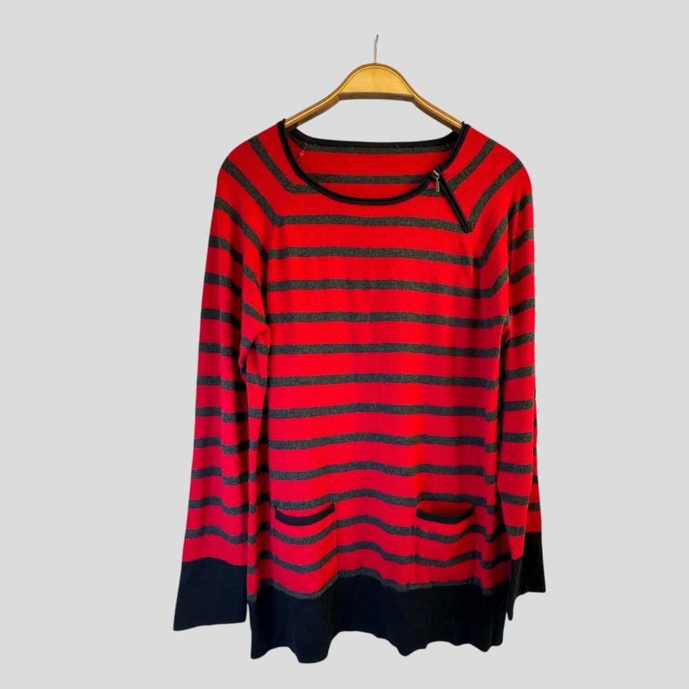 Women’s Sweater Size XL Red Gray Stripes Crewneck Long Sleeves
